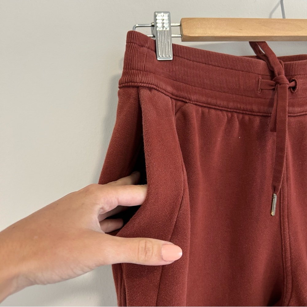Lululemon athletica scuba high rise joggers maroon - Picture 8 of 12